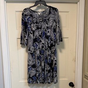 Elegant Black and Blue Paisley Long Sleeve Dress